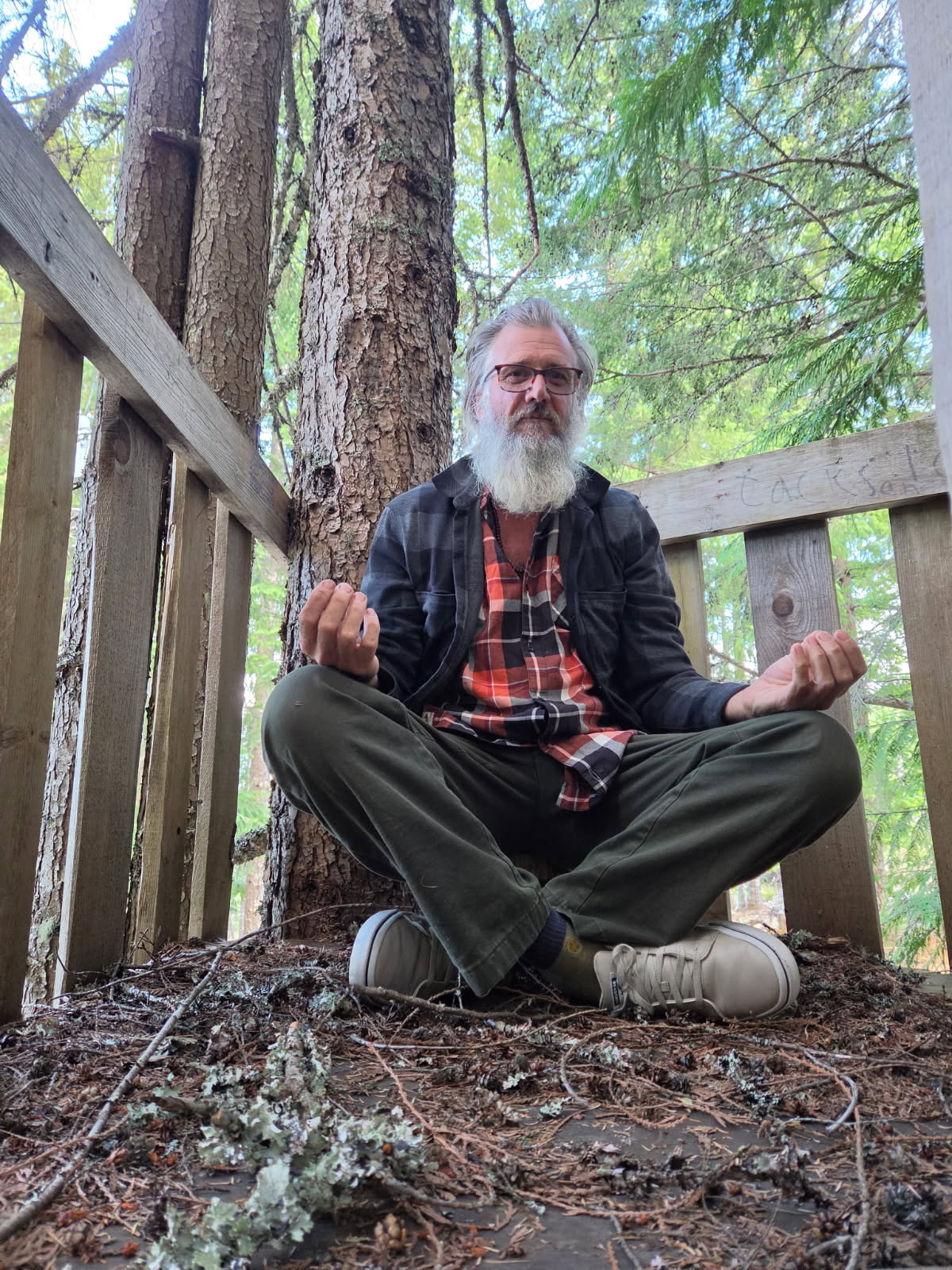 Cameron Ezzy, Vibrational Therapy Facilitator at Halo Ridge Recovery